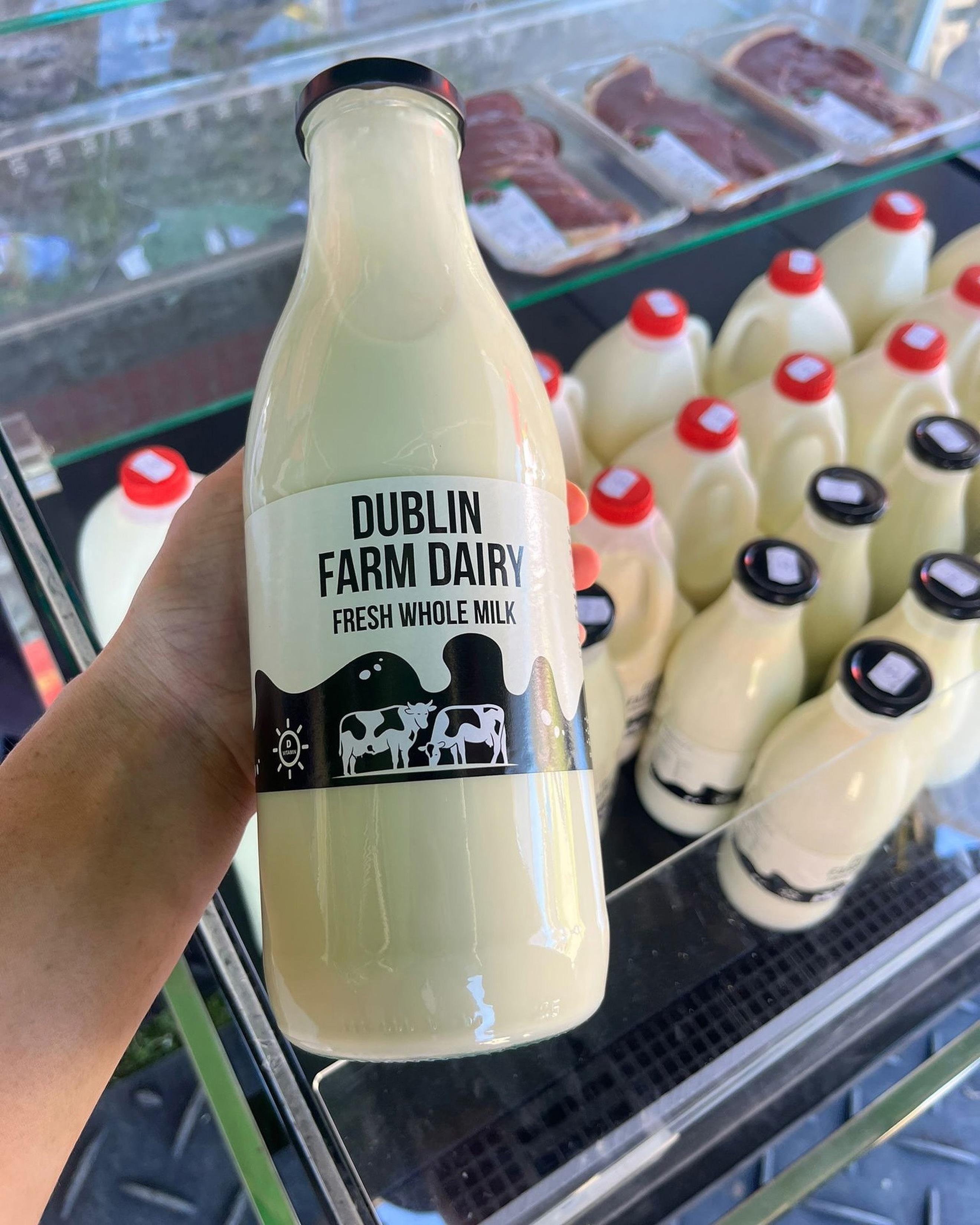 Farm Fresh Whole Milk 1Ltr